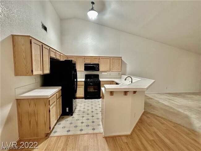 Foto del edificio - 8049 Boardwalk Way