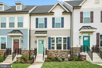 Building Photo - 10132 Lake Linganore Blvd
