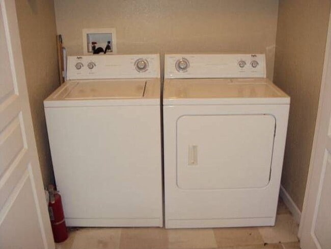 Washer and Dryer - 1305 High Hammock Dr