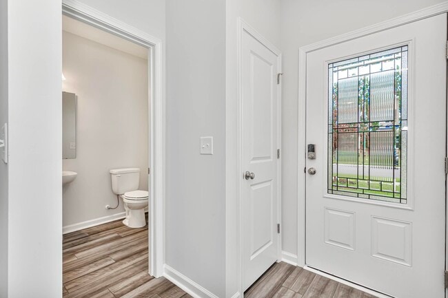 Building Photo - 1129 Boswell Ct