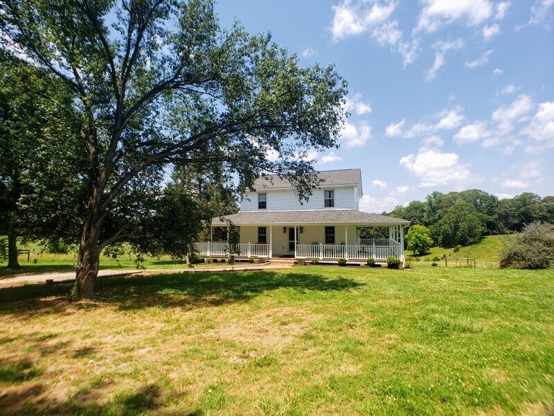 Primary Photo - 1181 Walnut Grove Rd