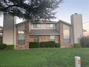 Building Photo - 4300 Hulen Cir E