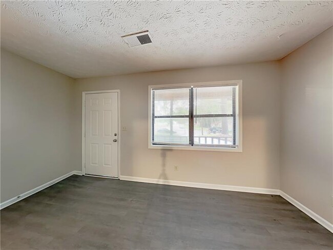 Building Photo - 360 Galena Ct