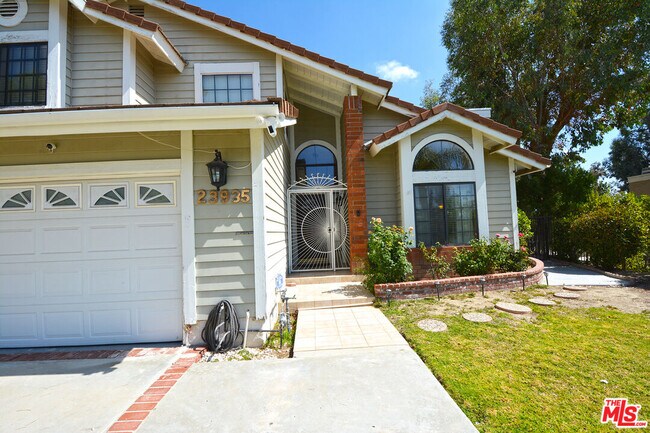 Foto del edificio - 23935 Ingomar St