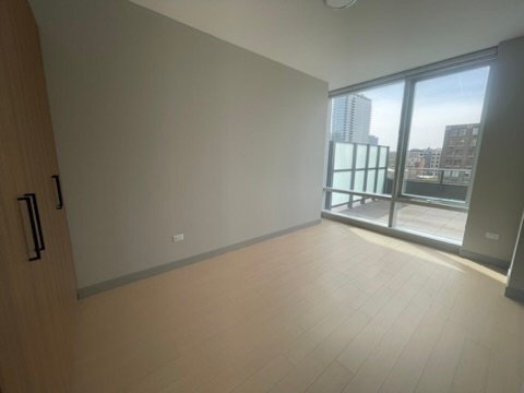Foto del edificio - 913 N Wells St