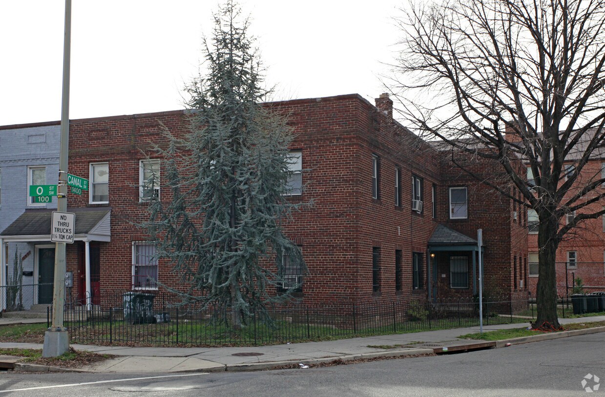 Building Photo - 1400 Canal St SW