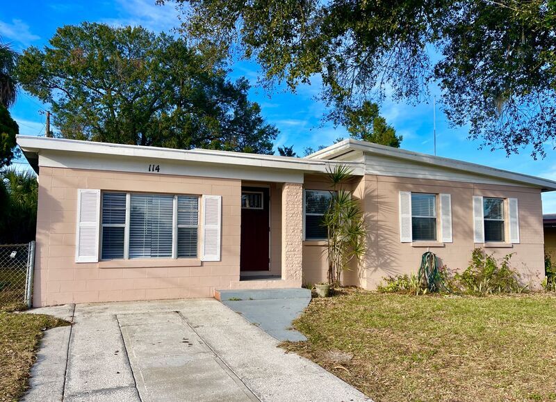 Primary Photo - 114 Azalea St