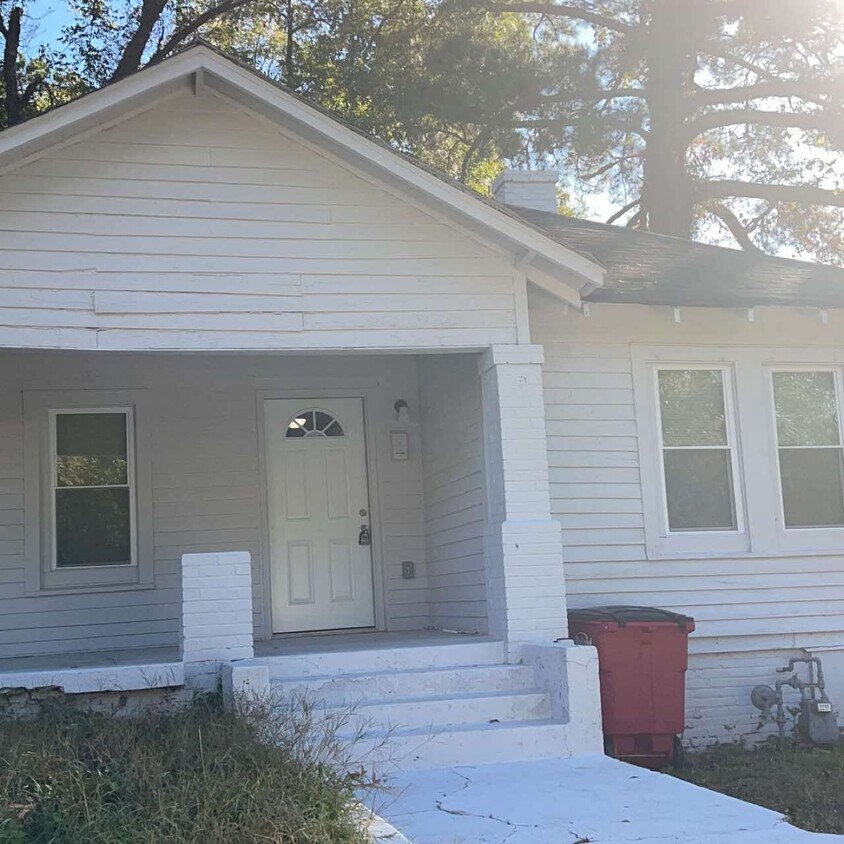 319 Jones Ave, Macon, GA 31217 House Rental in Macon, GA