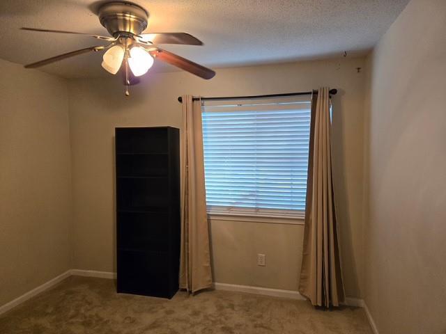 Foto del edificio - 6701 Dickens Ferry Rd