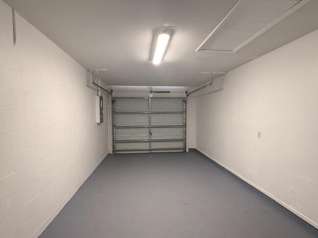 Foto del edificio - 13186 Thrush St