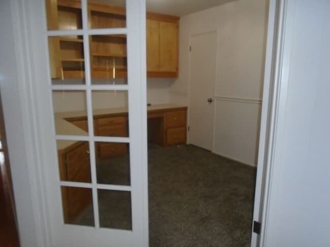 Building Photo - WELCOME HOME !!!