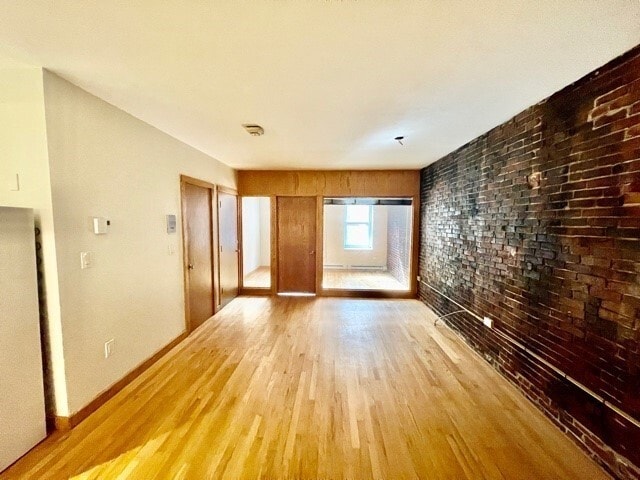 Building Photo - 5 Thacher Ct