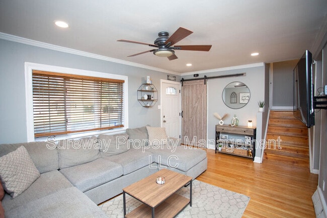 Building Photo - 403 University Blvd