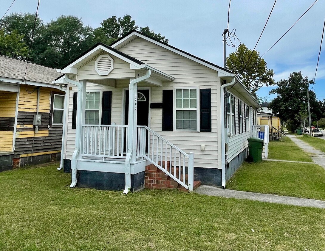 Foto principal - 1202 S 8th St