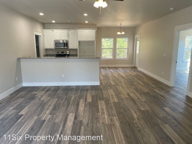 Building Photo - 3 br, 2 bath House - 369 Cherry Ln