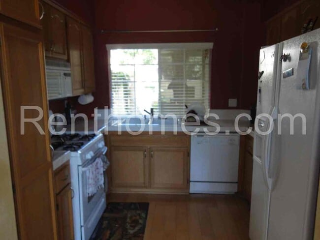 Building Photo - 12344 Springwater Point
