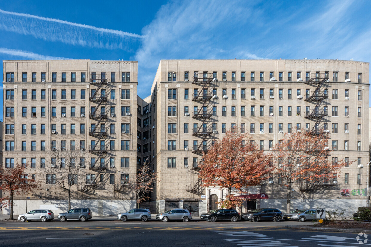 Fotografía del edificio - 941 Jerome Ave