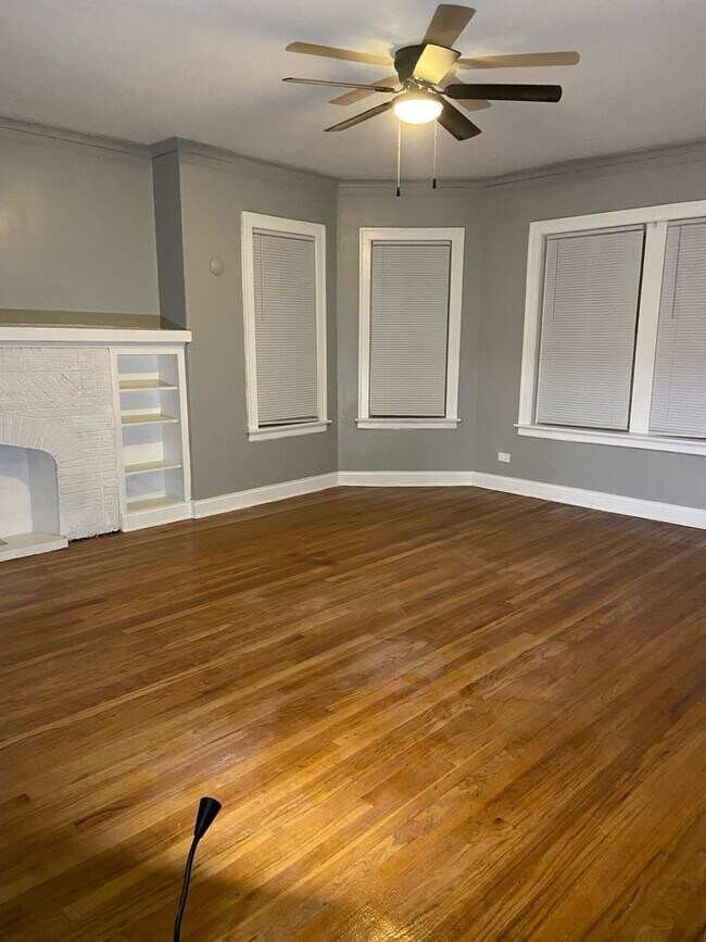 Foto del edificio - 6840 S Calumet Ave