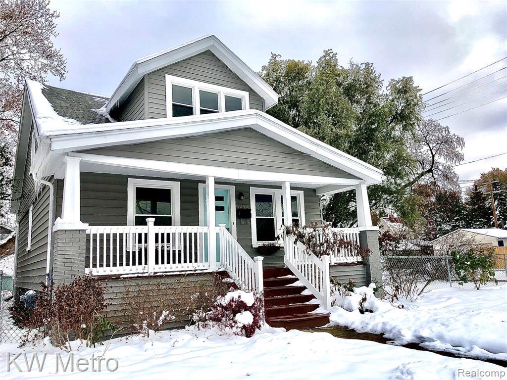 Primary Photo - 1039 Batavia Ave