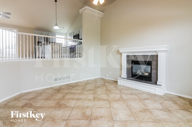 Building Photo - 208 High Point Ln