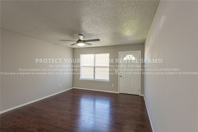 Foto del edificio - 1682 N Dawn Dr