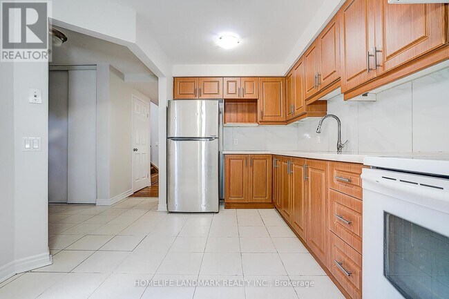 Building Photo - 48 Green Spring Dr