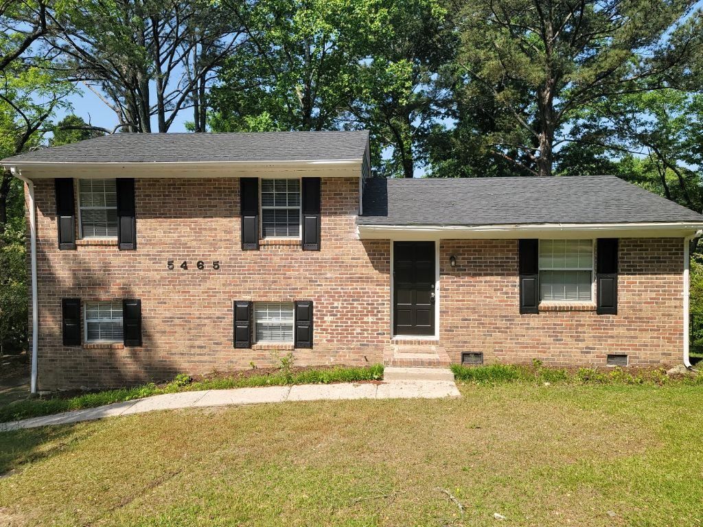 5465 Deerfield Trail House Rental in College Park, GA