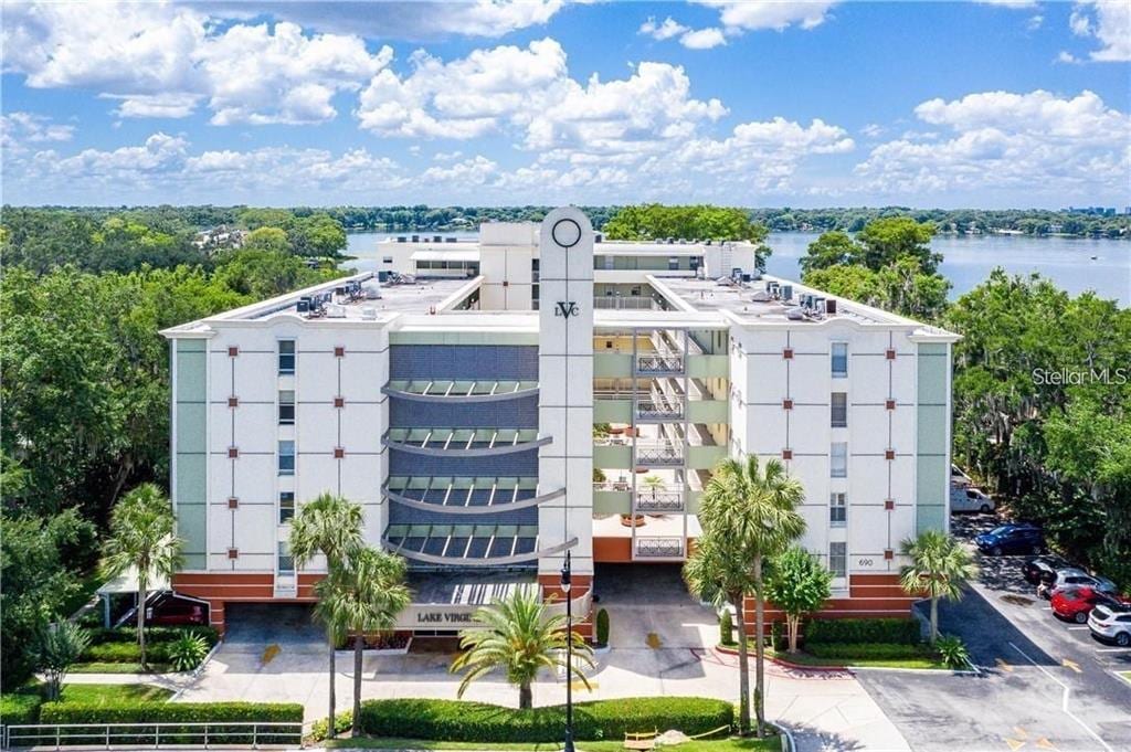 Primary Photo - 690 Osceola Ave