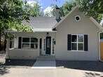 Primary Photo - 308 N Walnut St