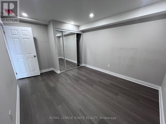 Building Photo - 2449 Hibiscus Dr