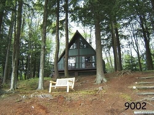 Building Photo - 566 S Shore Rd