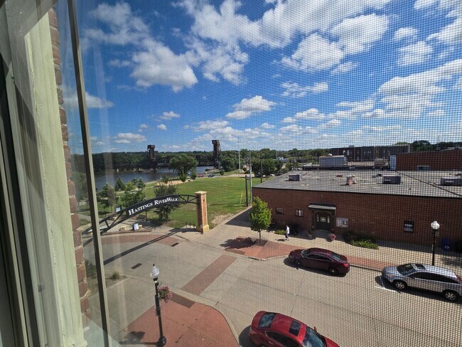 Foto del edificio - 217 2nd St E