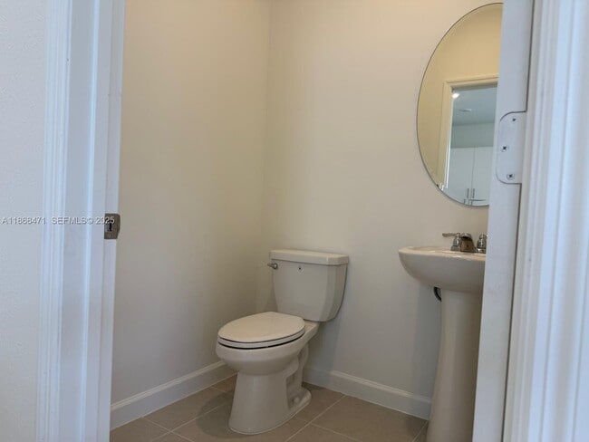 Foto del edificio - 2659 SE 24th Dr