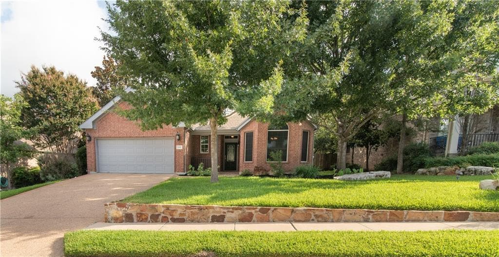 Primary Photo - 2611 Salerno Pl