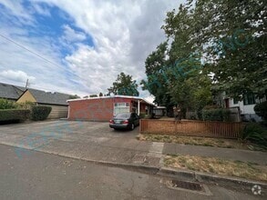 Building Photo - 3824 SE 51st Ave