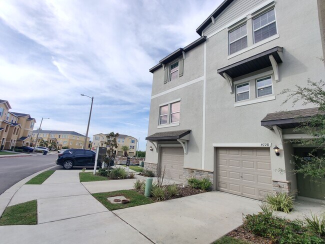 Building Photo - 4728 Pickering Harbor Pl, Tampa, FL 33619
