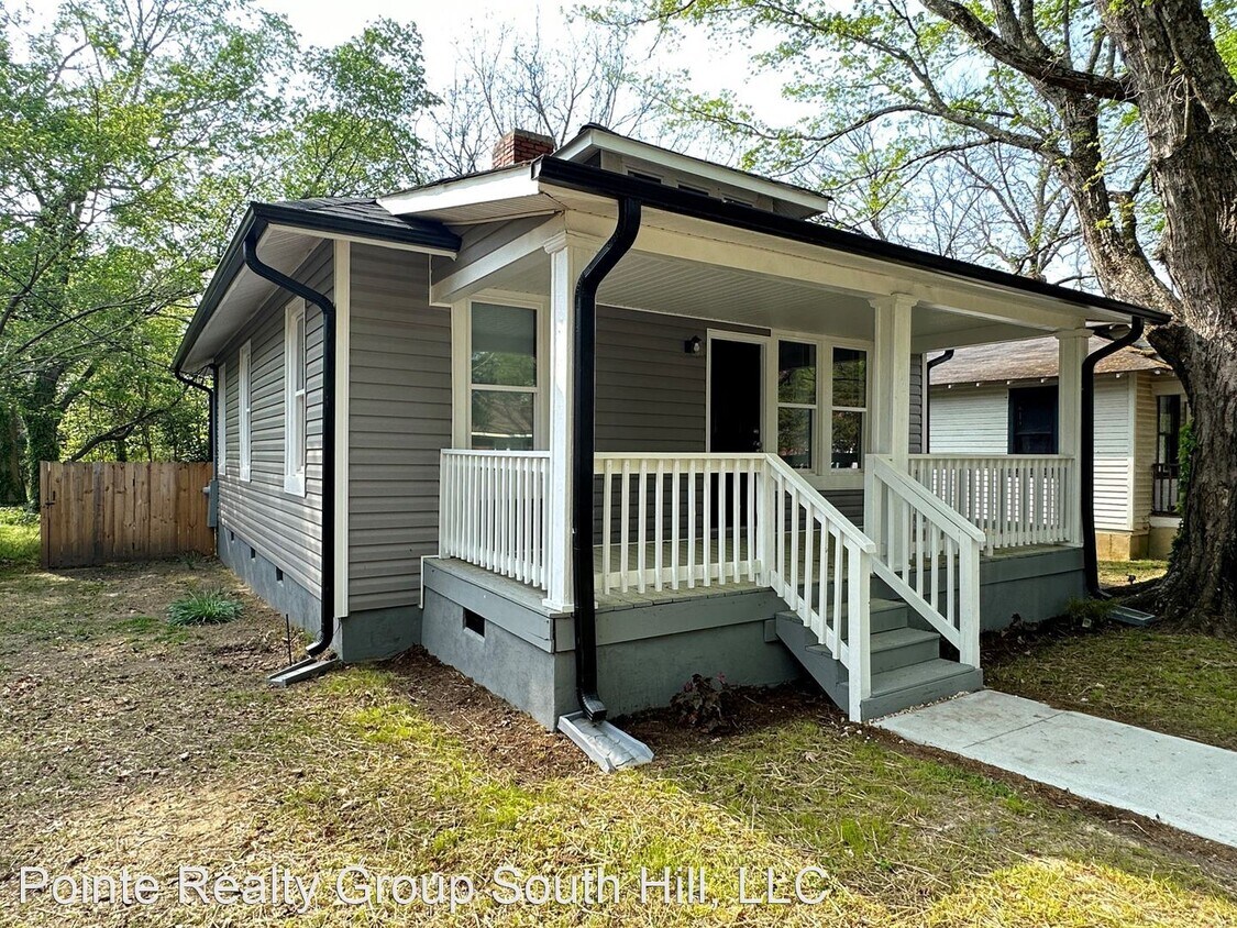 Primary Photo - 2 br, 1 bath House - 112 Roanoke Ave.
