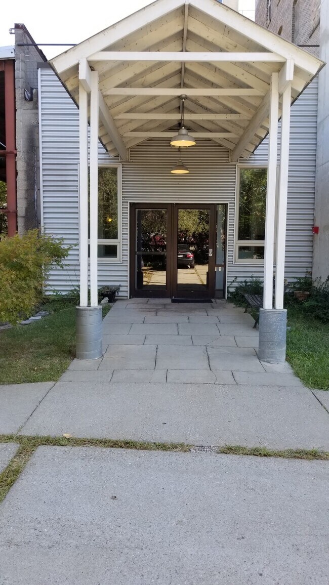 Foto del edificio - Harrison Terminal Lofts