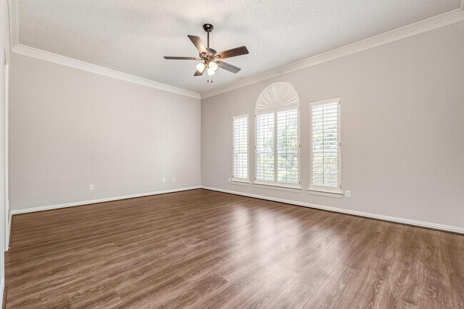 Building Photo - 2602 Garden Ridge Ln
