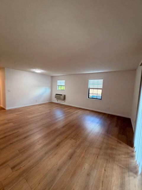 Foto del edificio - 55 Indian River Rd