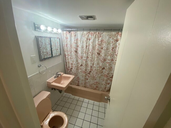 Foto del edificio - 1105 Lexington St