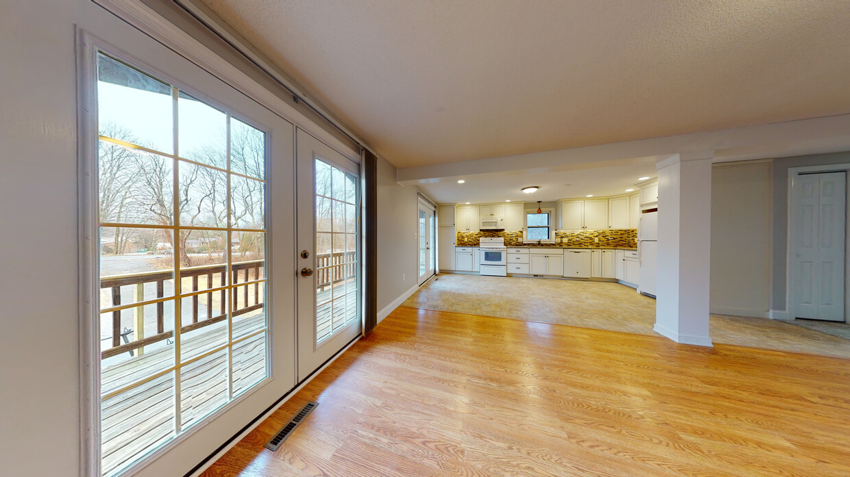 Kitchen/Living Room - 414 Bay Rd