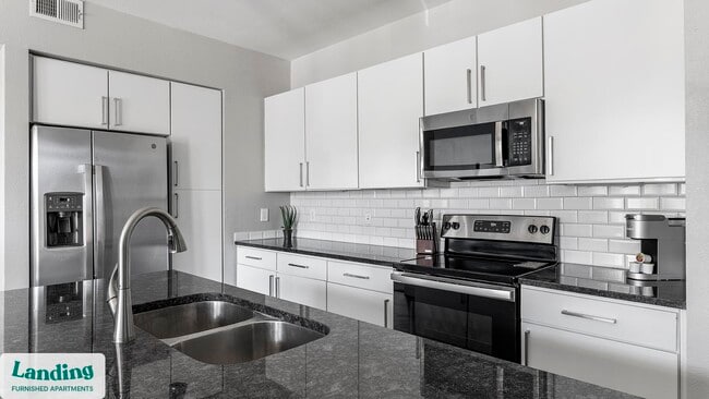 Building Photo - 729 Junction Dr