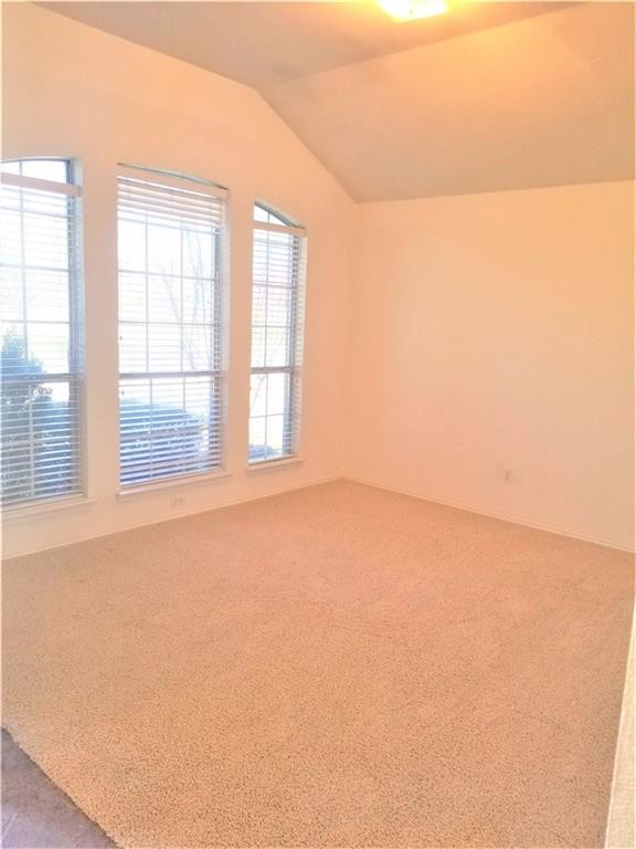 Building Photo - 606 Ember Ln
