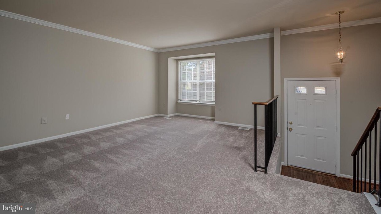 Foto principal - 7702 Asterella Ct