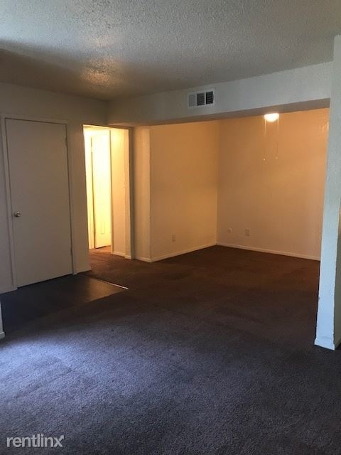 Building Photo - 1 br, 1 bath Apartment - 3611 Maplewood Ave