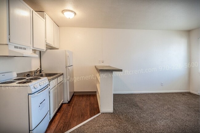 Foto del edificio - 500 Laporte Ave