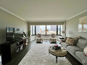 Building Photo - 207 5th Ave SW
