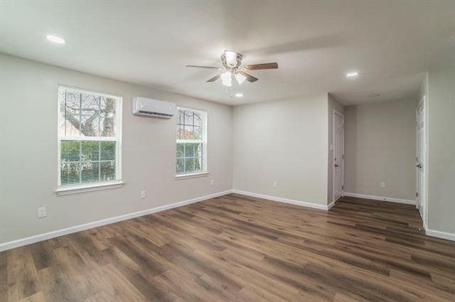 Foto del edificio - 4901 Curzon Ave