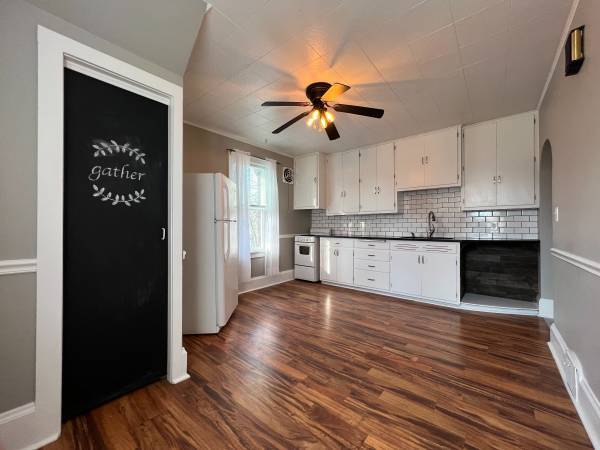 Foto del edificio - 2030 W Sunnydale Ln